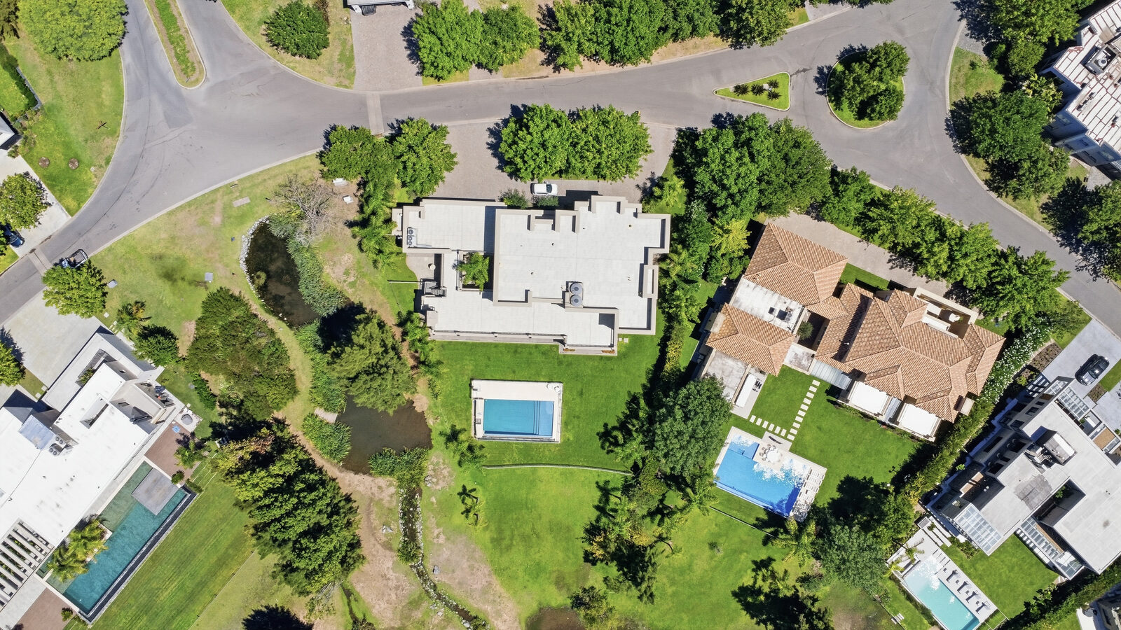 Propiedad premium en barrio privado